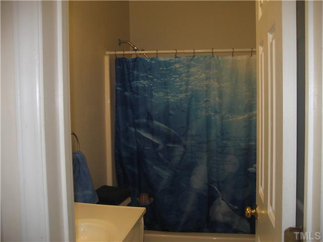 2664 Shotwell Road Clayton, NC 27520 - Photo 8 of 11 Hall Bath with linen closet.