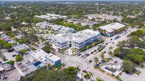 $2,995,000 | 1002 Lake Shore Drive, Delray Beach, FL 33444