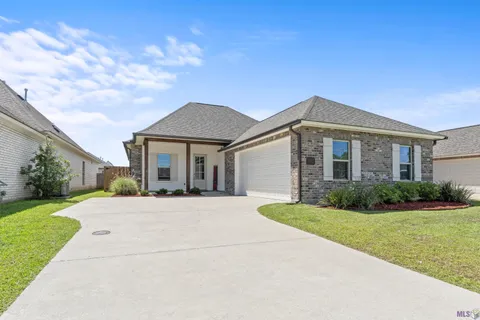 $414,500 | 5159 Black River Road, Darrow, LA 70725