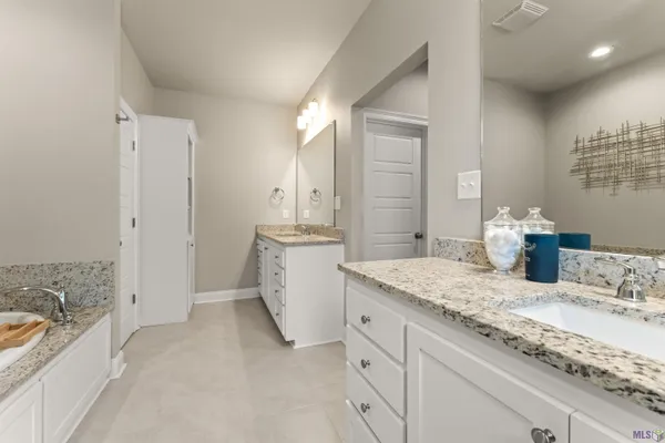 $417,000 | 5159 Black River Road, Darrow, LA 70725