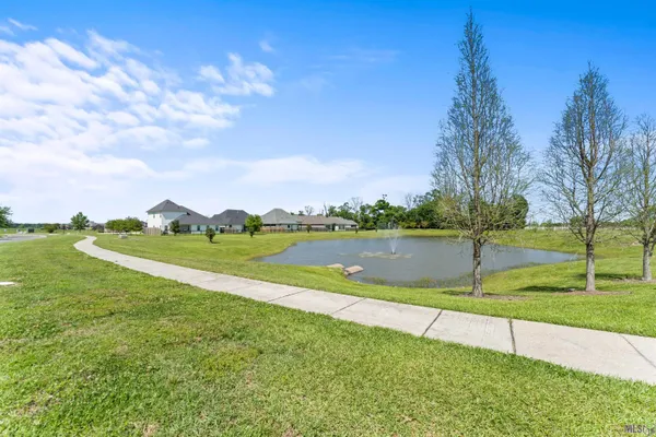 $417,000 | 5159 Black River Road, Darrow, LA 70725