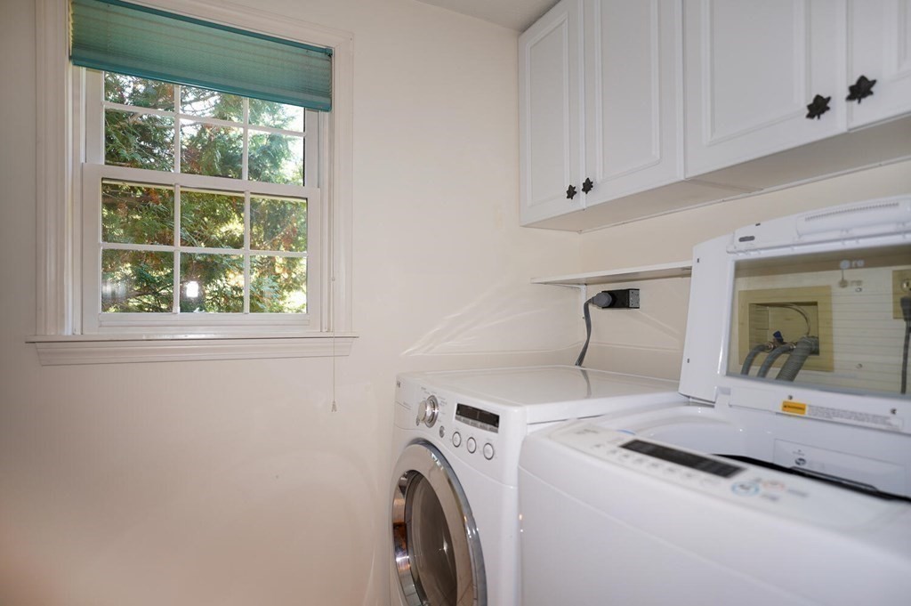 239 Vaughn Hill Road Bolton, MA 01740 - Photo 17 of 40 Gallery Image 17