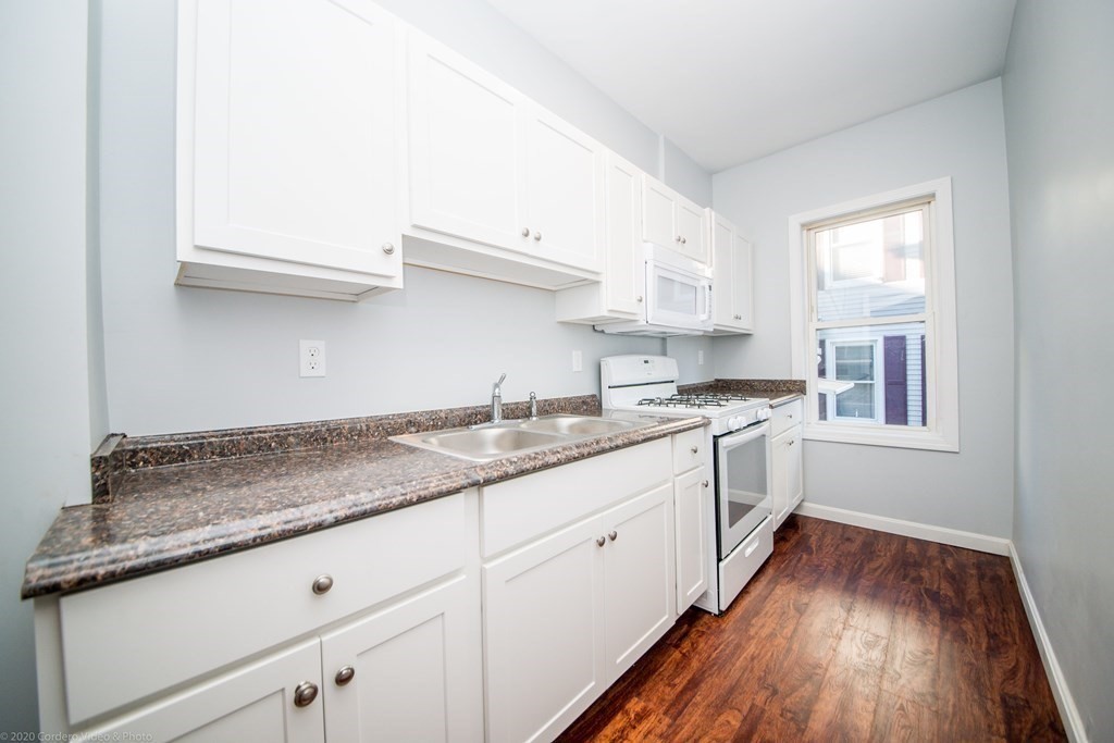 591 4th Street Fall River, MA 02721 - Photo 16 of 36