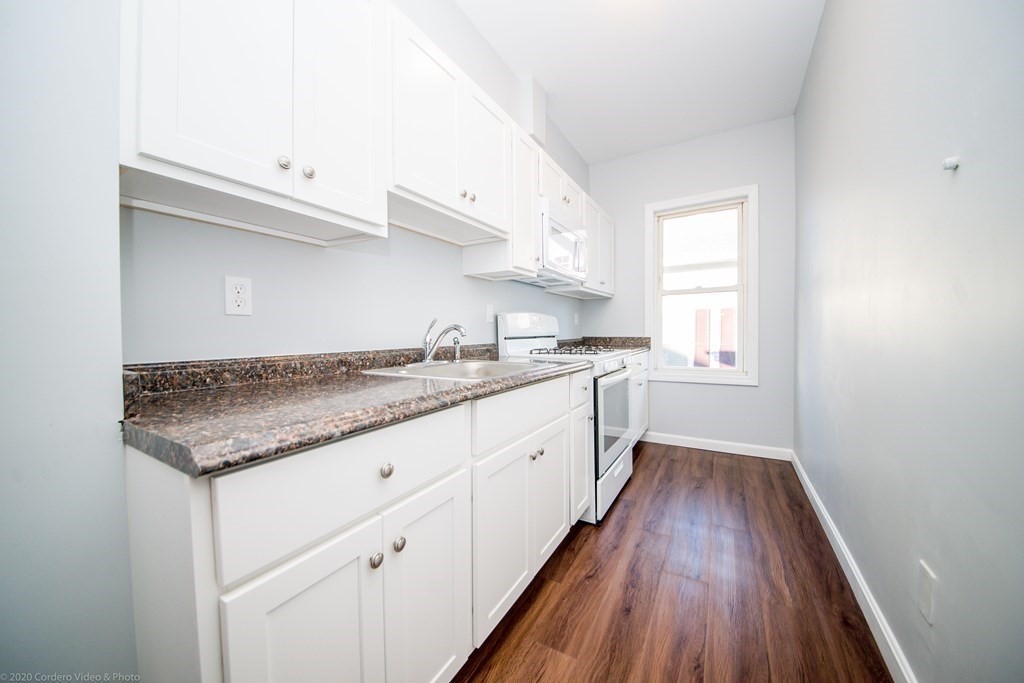 591 4th Street Fall River, MA 02721 - Photo 25 of 36