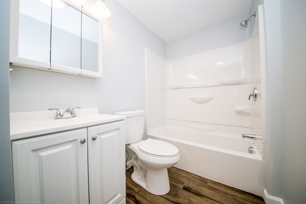 591 4th Street Fall River, MA 02721 - Photo 10 of 36