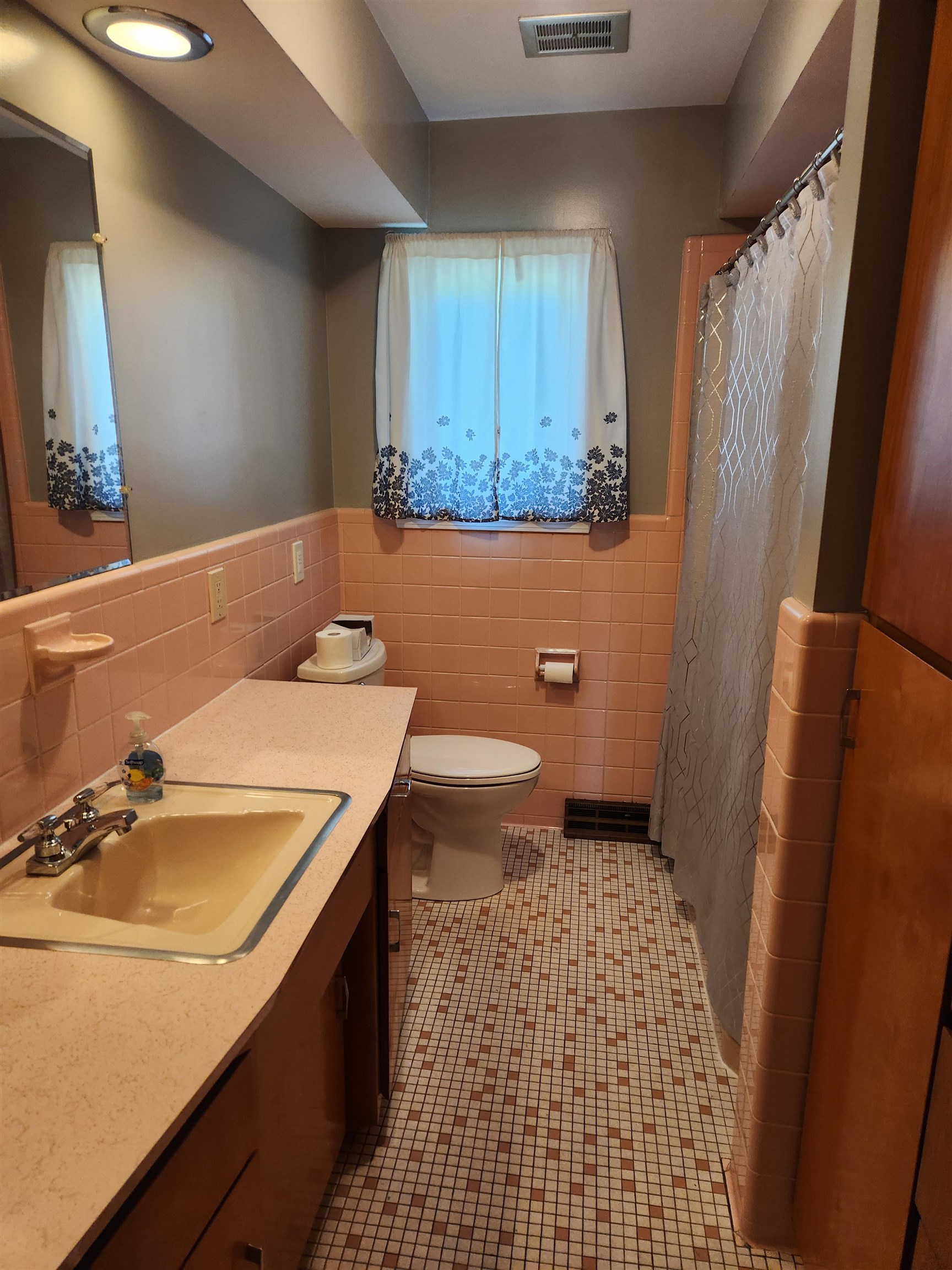 1974 West Youngs Ditch Road Bay City, MI 48708 - Photo 21 of 37