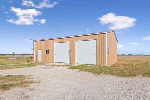 $630,000 | 397 Hcr 2341, Abbott, TX 76621