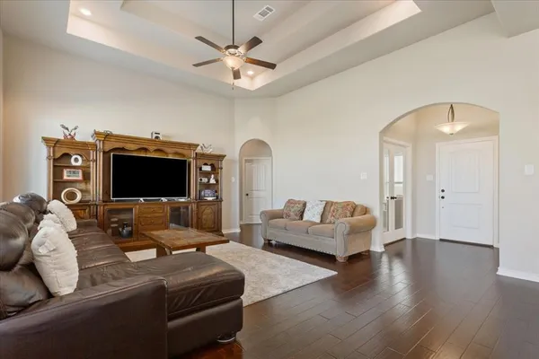 $630,000 | 397 Hcr 2341, Abbott, TX 76621