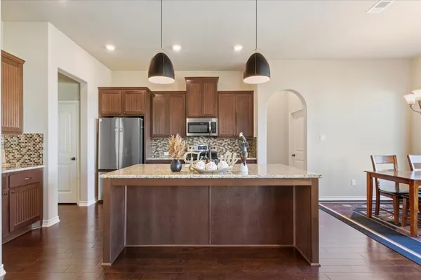 $630,000 | 397 Hcr 2341, Abbott, TX 76621