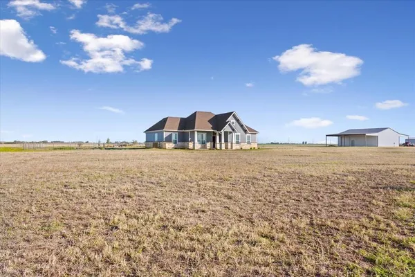 $630,000 | 397 Hcr 2341, Abbott, TX 76621