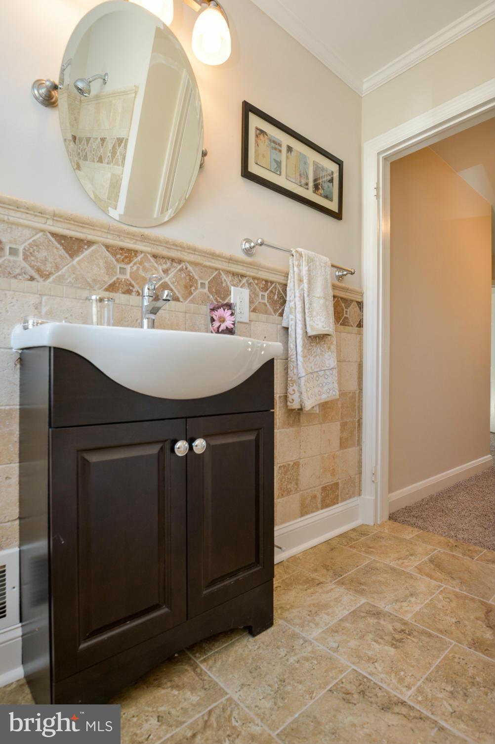 1541 Upshire Road Baltimore, MD 21218 - Photo 18 of 22 Bath (Master)
