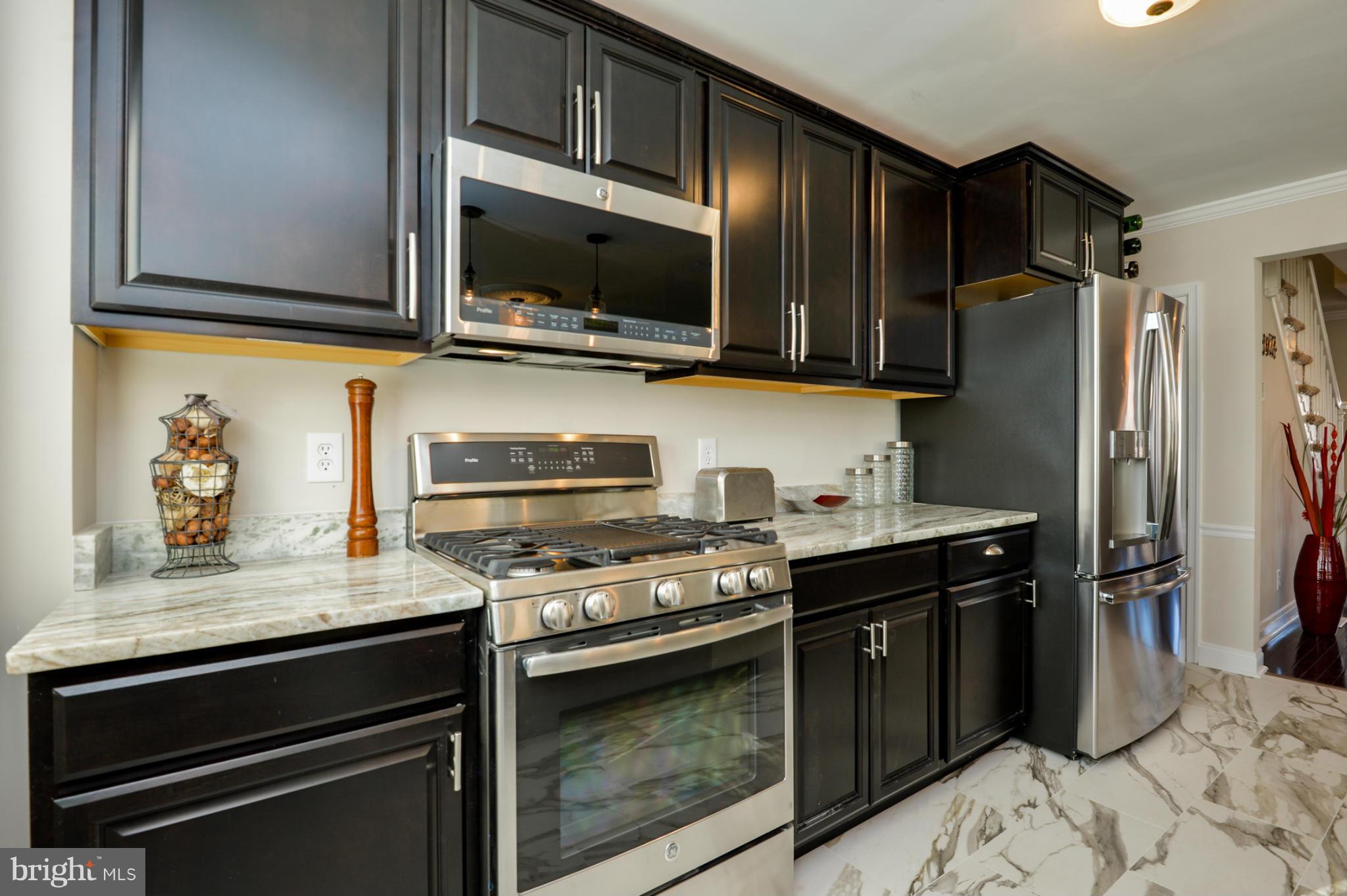 1541 Upshire Road Baltimore, MD 21218 - Photo 5 of 22 Kitchen