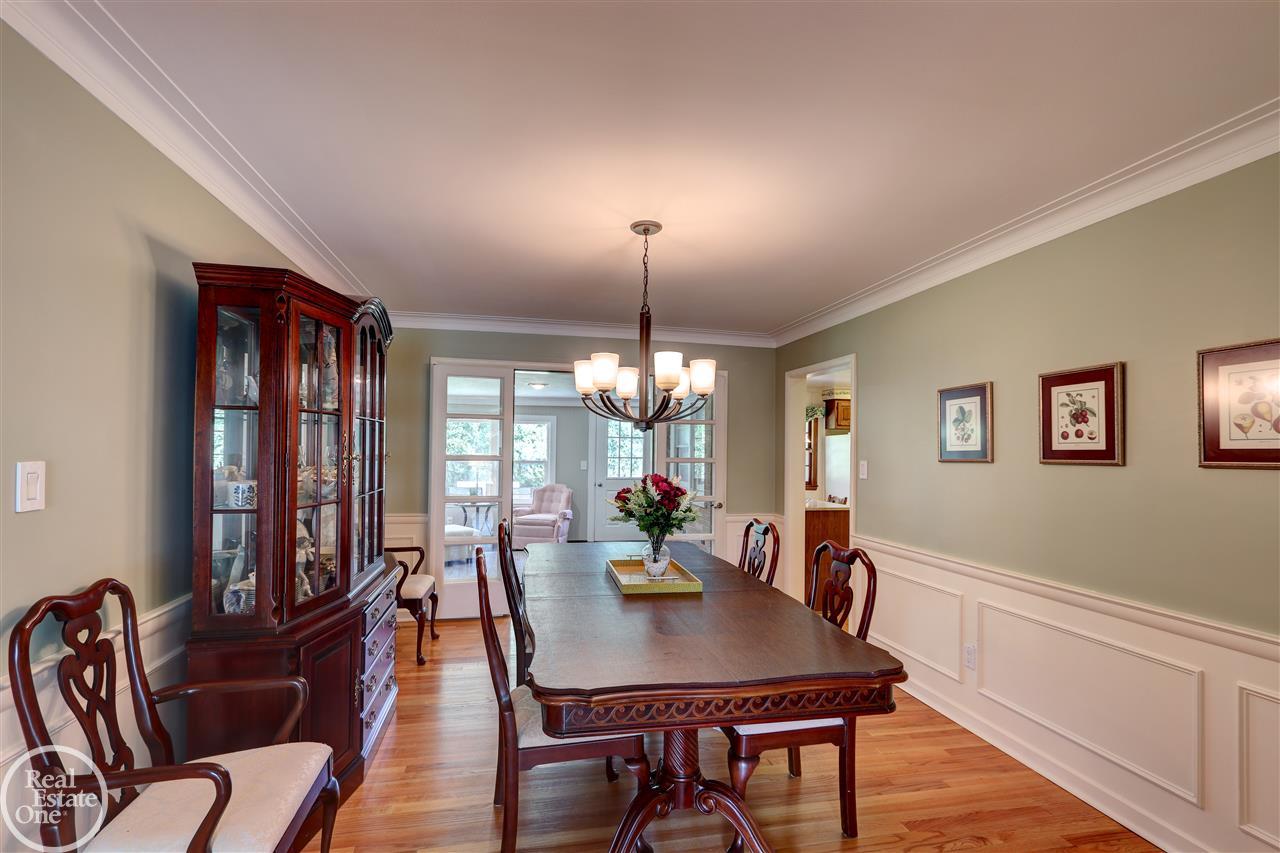1160 South Renaud Road Grosse Pointe Woods, MI 48236 - Photo 5 of 48