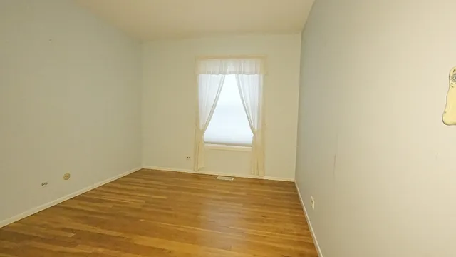 $358,000 | 7843 Kensington Lane, Hanover Park, IL 60133