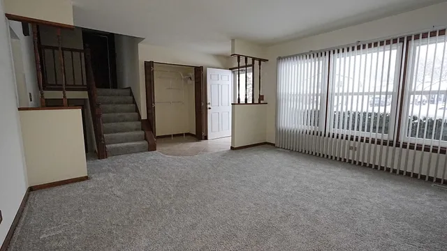 $358,000 | 7843 Kensington Lane, Hanover Park, IL 60133