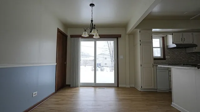 $358,000 | 7843 Kensington Lane, Hanover Park, IL 60133