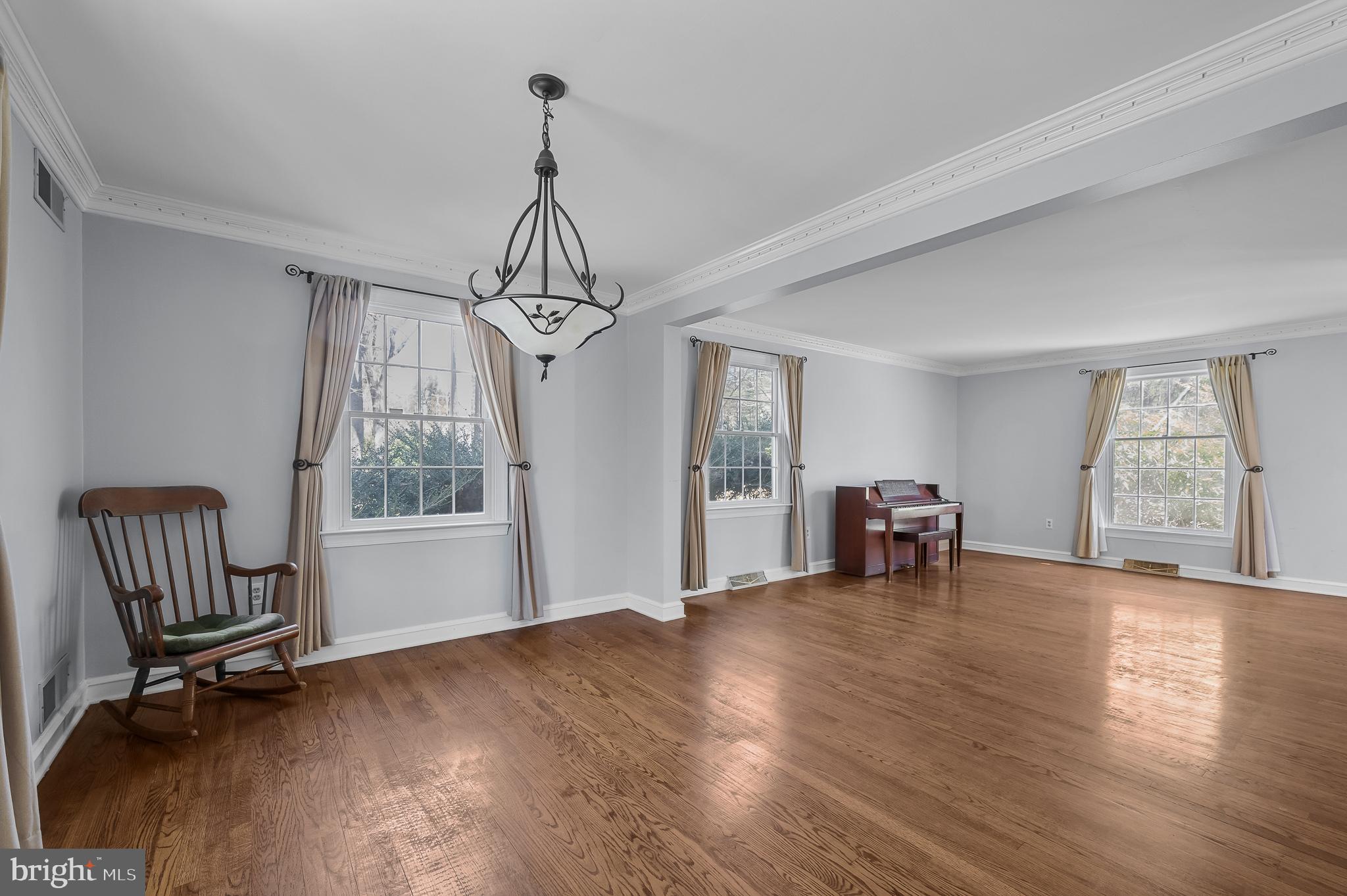 231 Little Egypt Road Elkton, MD 21921 - Photo 8 of 49 Dining Room