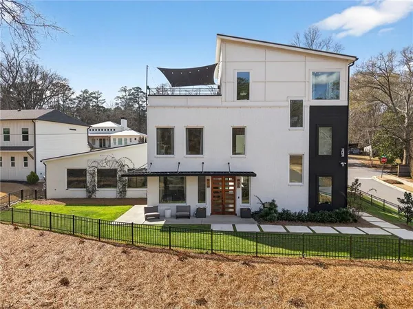 $1,395,000 | 101 Henderson Street, Woodstock, GA 30188