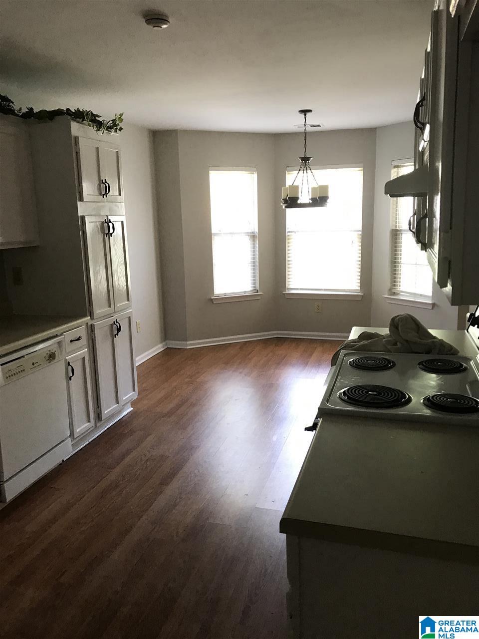 1040 Georgetown Lane Birmingham, AL 35217 - Photo 7 of 20