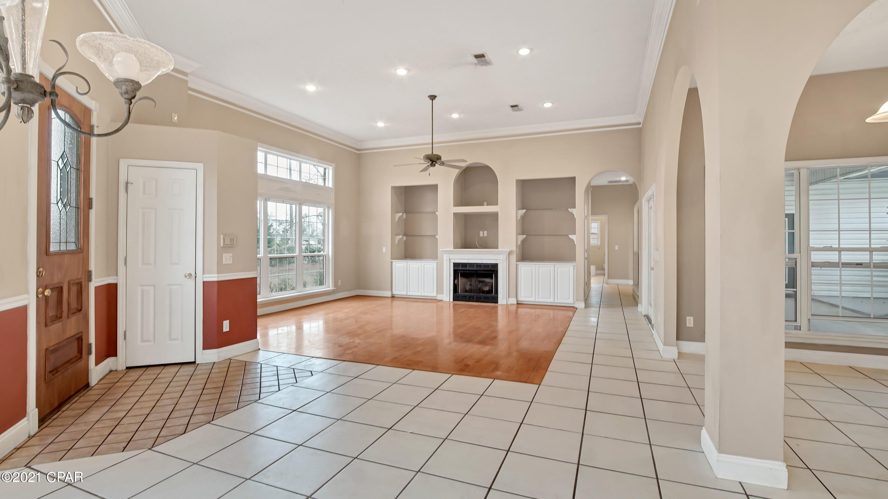 1501 Inverness Road Lynn Haven, FL 32444 - Photo 6 of 32 Gallery Image 6