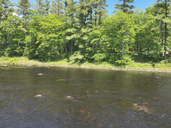 $220,000 | 849 North Road, Medford, ME 04463