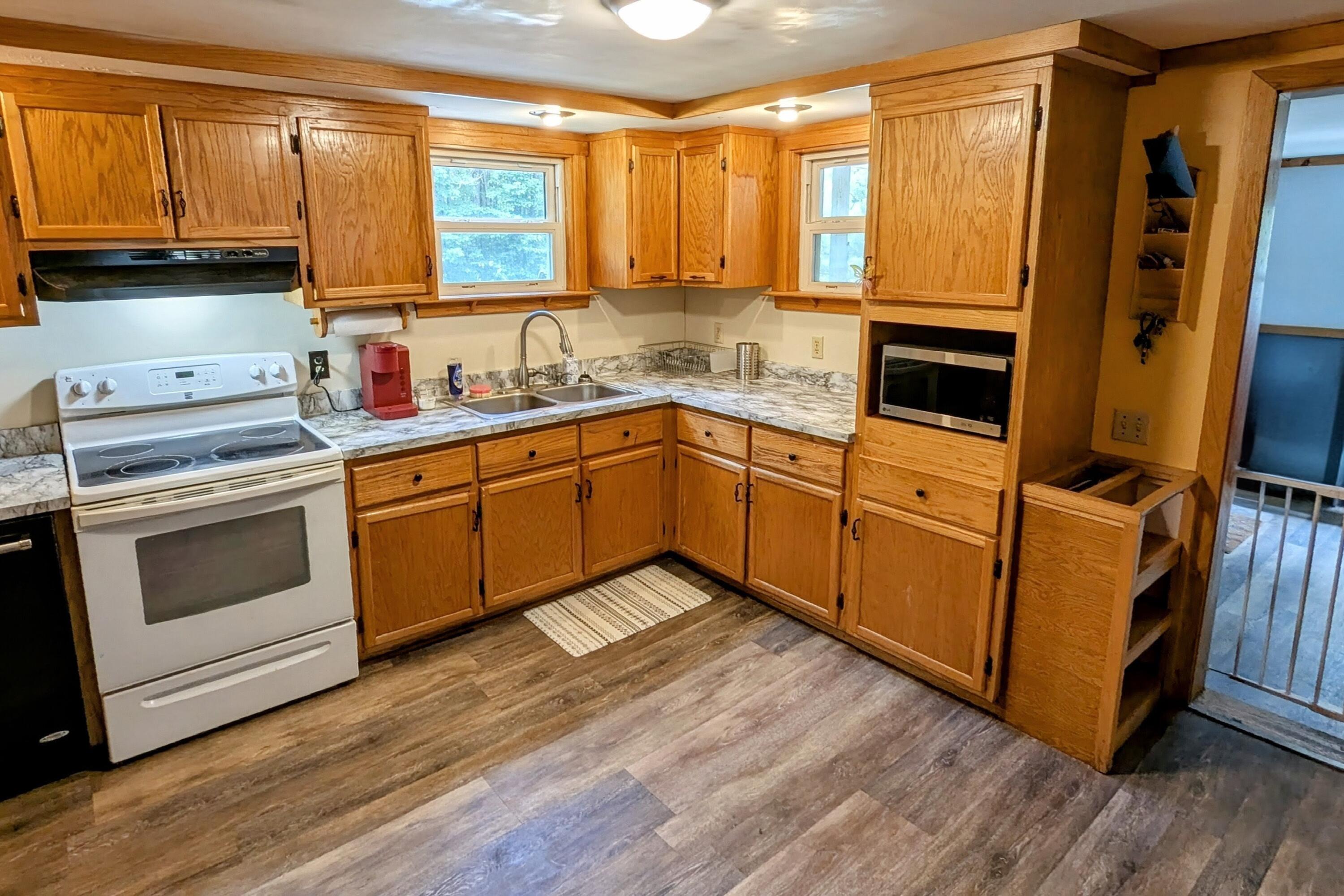 189 Shusta Road Madison, ME 04950 - Photo 14 of 30 Kitchen 3