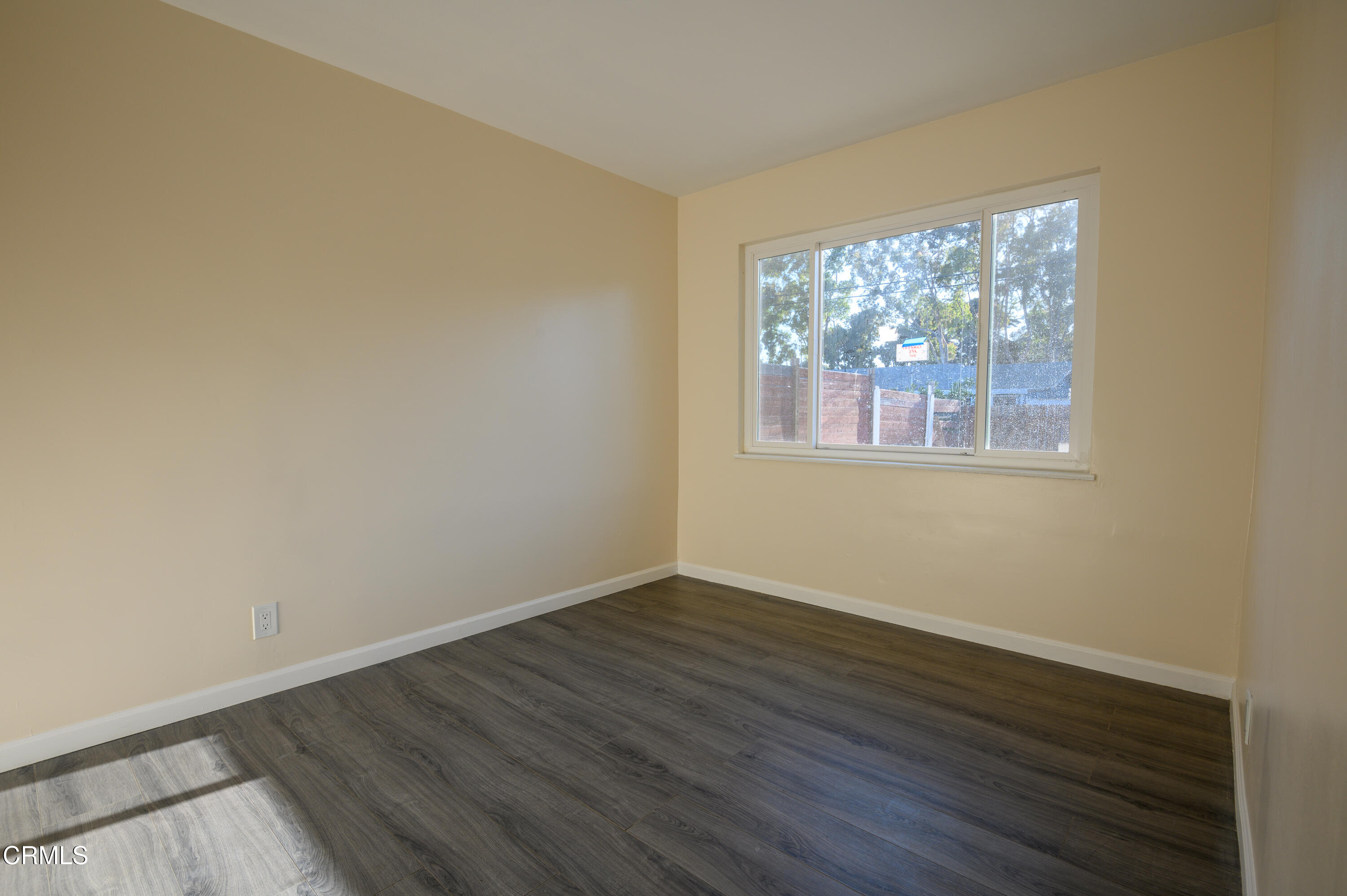 3015 Napa Street Oxnard, CA 93033 - Photo 12 of 26 3015 Napa St-21