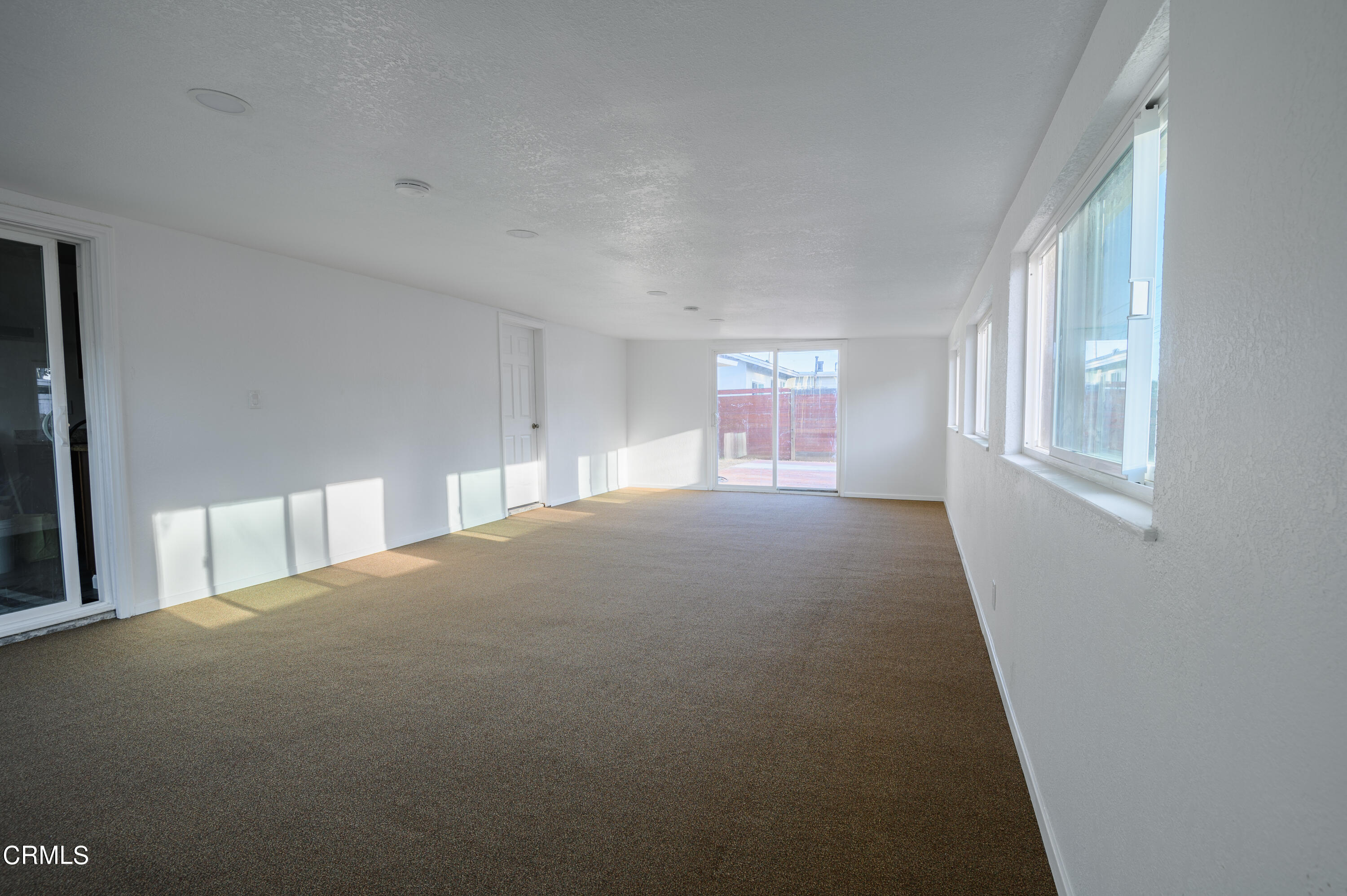 3015 Napa Street Oxnard, CA 93033 - Photo 22 of 26 3015 Napa St-29