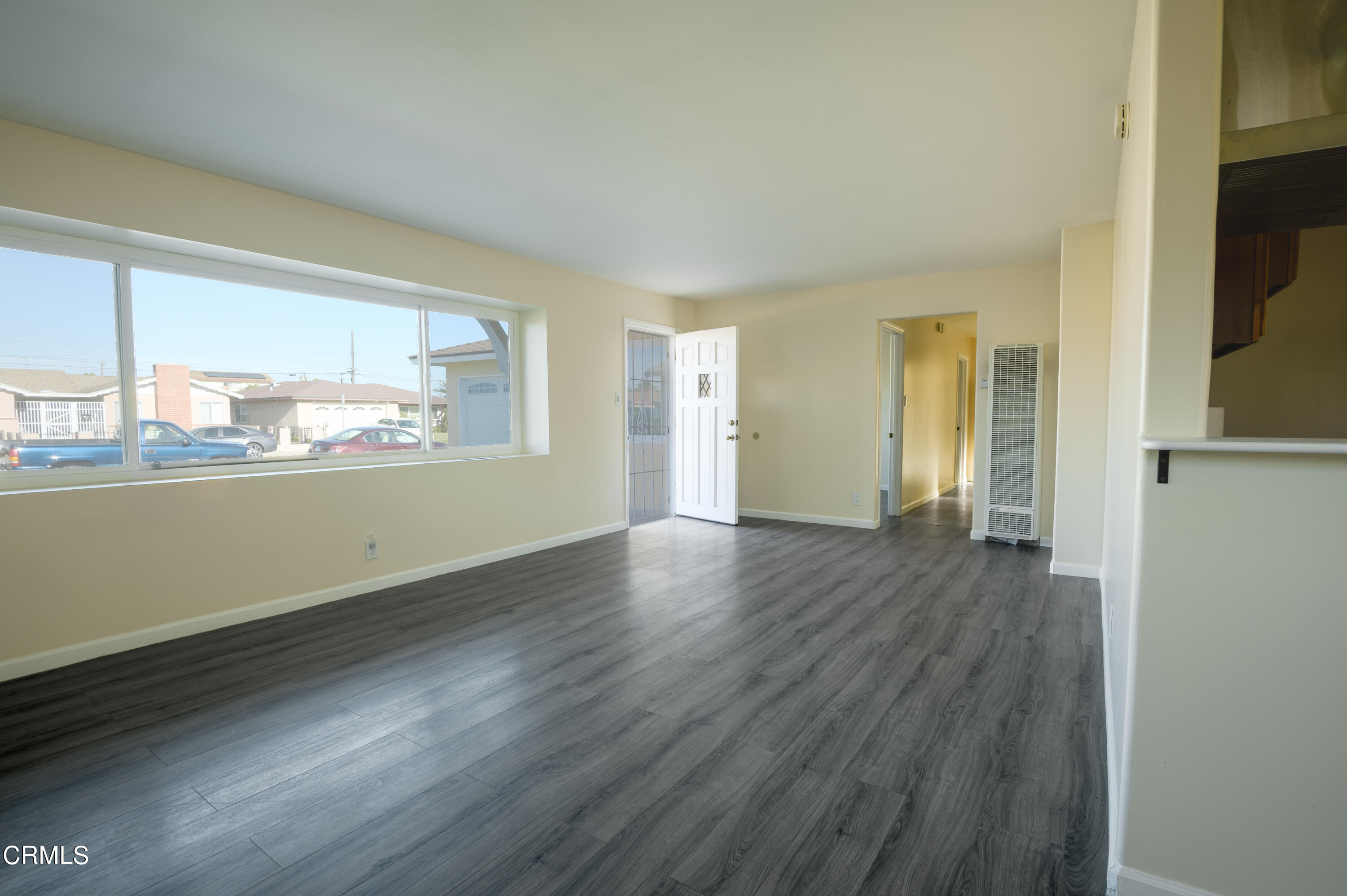 3015 Napa Street Oxnard, CA 93033 - Photo 4 of 26 3015 Napa St-5