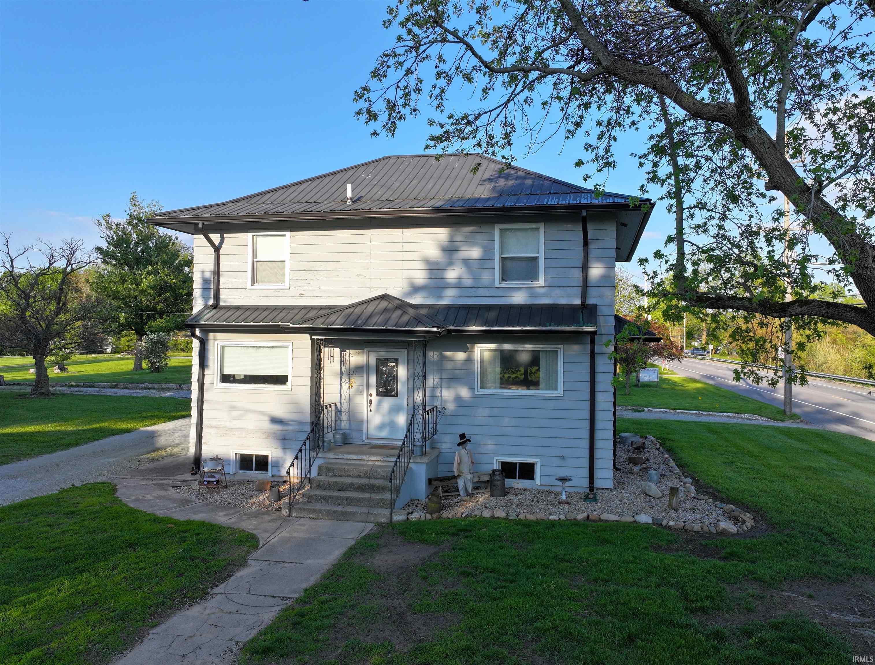 321 East 13th Street Winamac, IN 46996 - Photo 5 of 35
