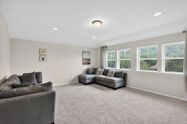 $2,700 | 9000 Curling Post, Schertz, TX 78154