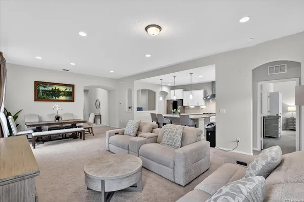 $2,700 | 9000 Curling Post, Schertz, TX 78154