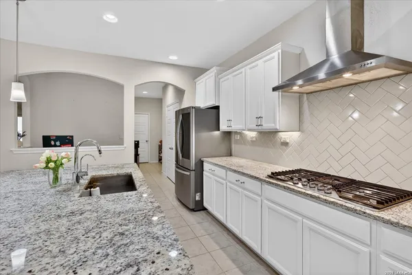 $2,700 | 9000 Curling Post, Schertz, TX 78154