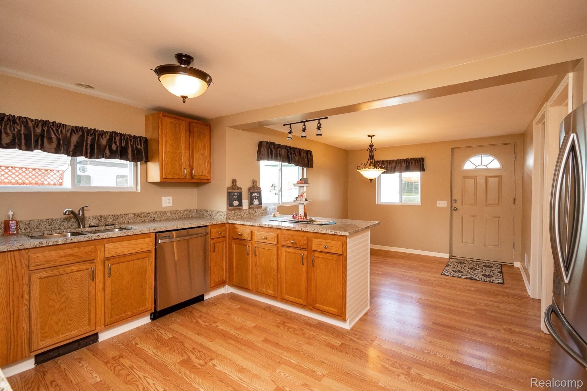 1675 Bowers Road Lapeer, MI 48446 - Photo 22 of 46 1675-26.jpg