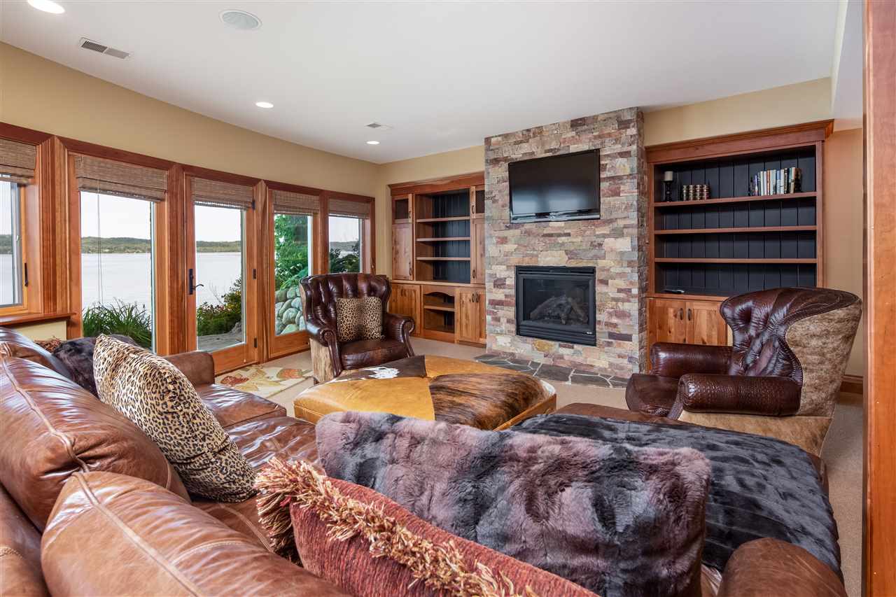 648 South Stony Point Road Suttons Bay, MI 49682 - Photo 39 of 61 1879427-38.JPG