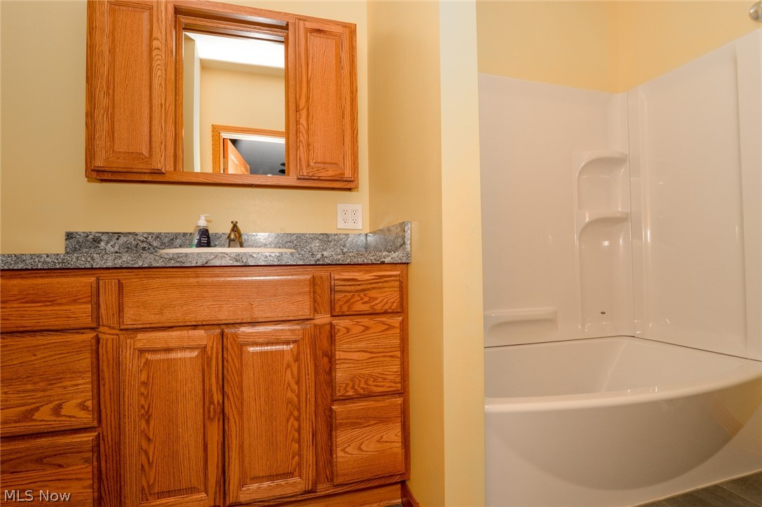 4039 Greenwich Road Barberton, OH 44203 - Photo 21 of 35