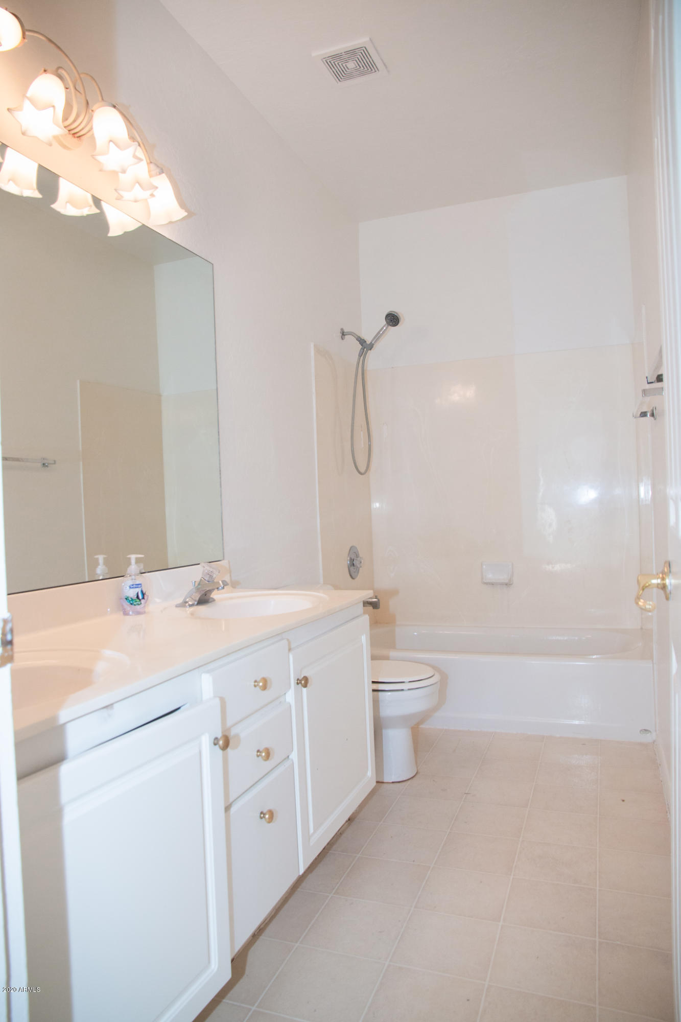 3755 East Decatur Street Mesa, AZ 85205 - Photo 14 of 36 Hallway Bathroom 1