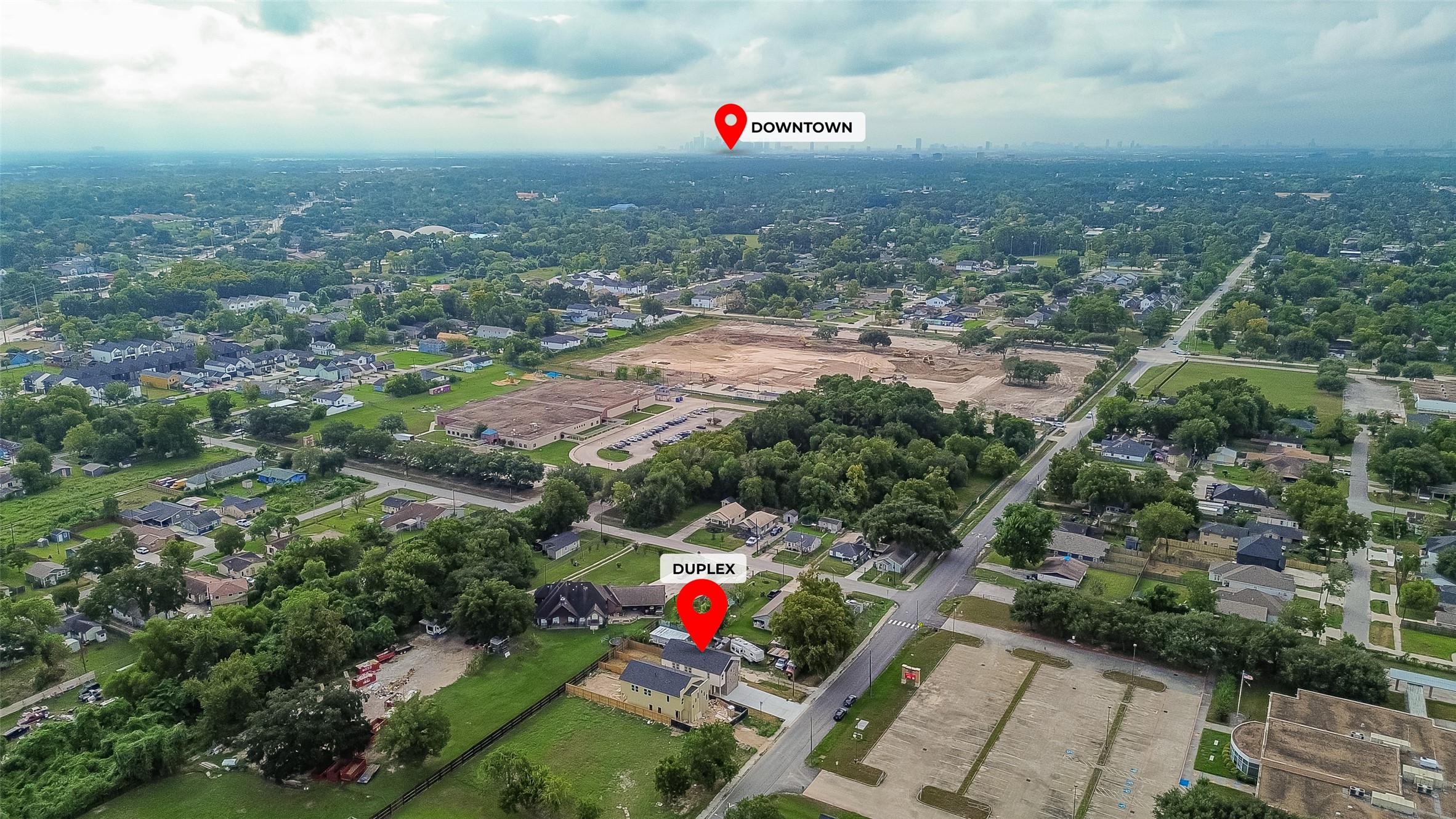 8110 Carver Road Houston, TX 77088 - Photo 38 of 38 Conveniently located with easy access to The Heights and Downtown Houston, putting dining, entertainment, employment centers, and city destinations within reach.
