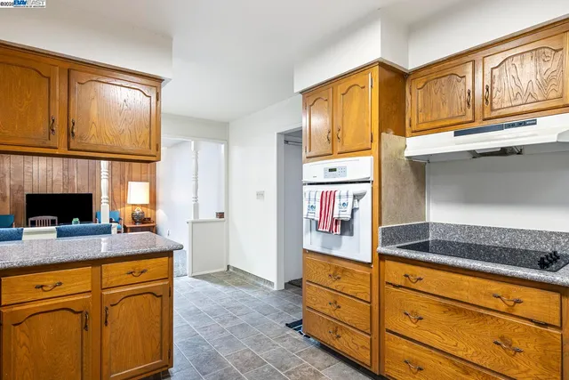 $450,000 | 6578 North Callisch Avenue, Fresno, CA 93710