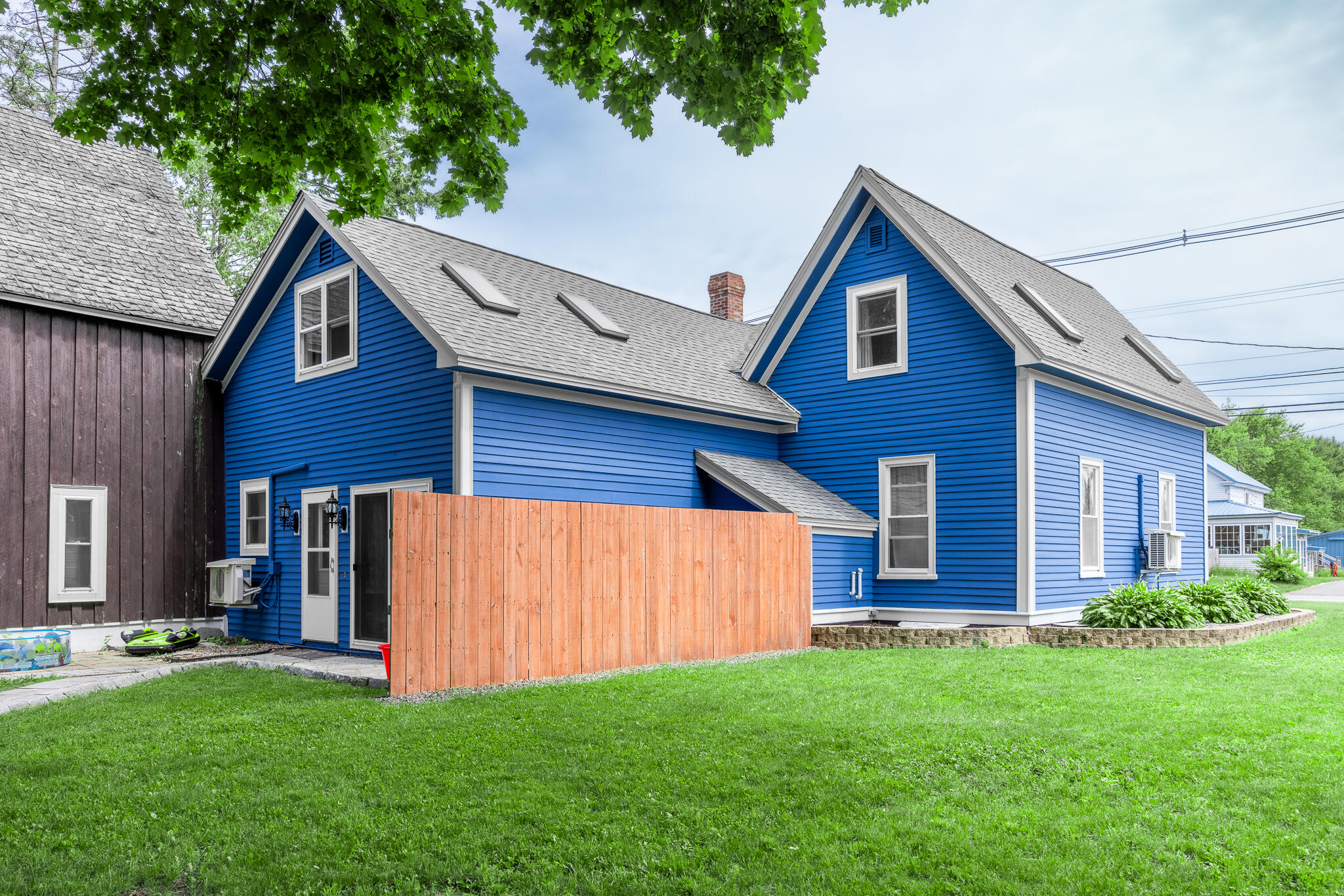 94 Park Street Milo, ME 04463 - Photo 5 of 37 5