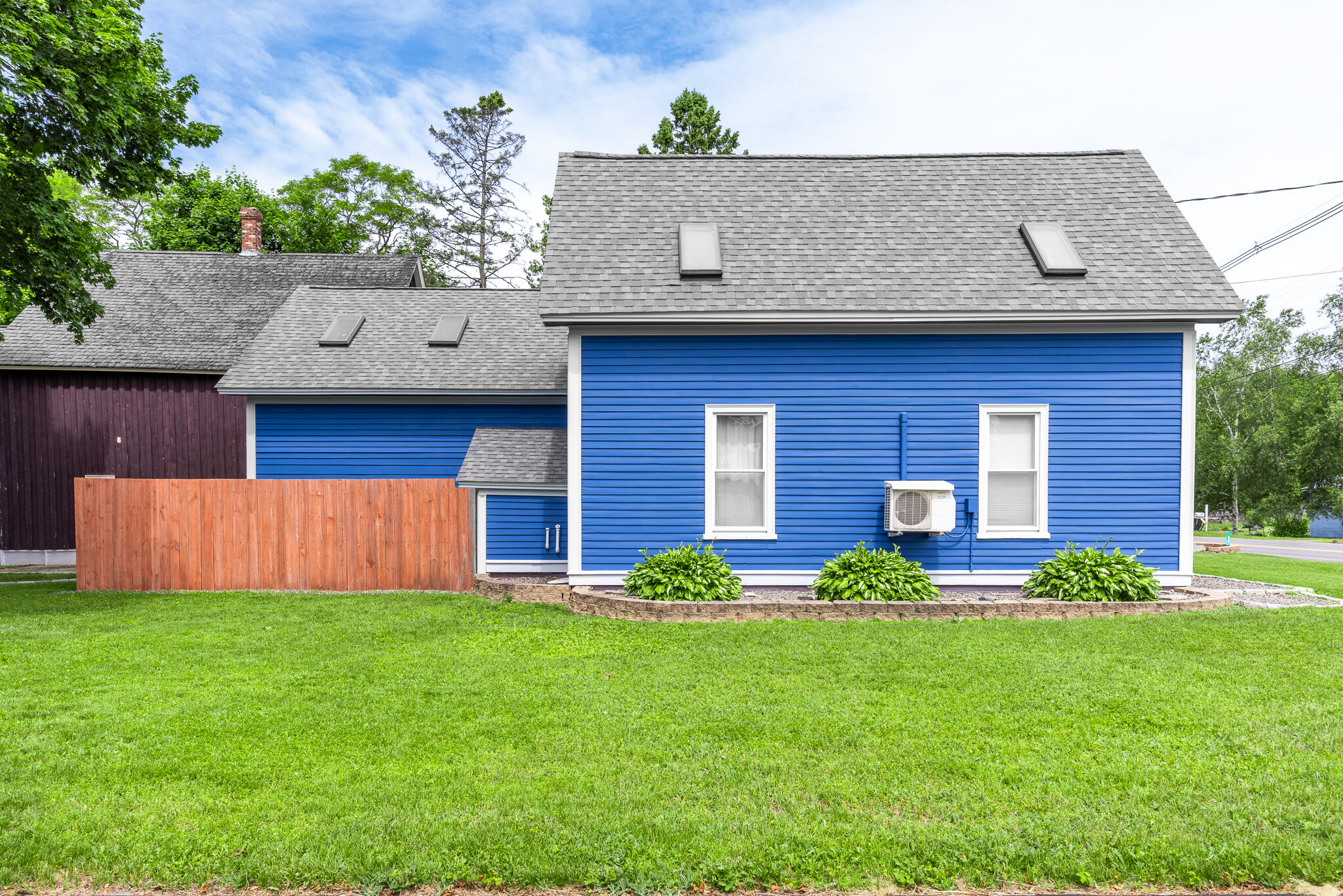 94 Park Street Milo, ME 04463 - Photo 6 of 37 20