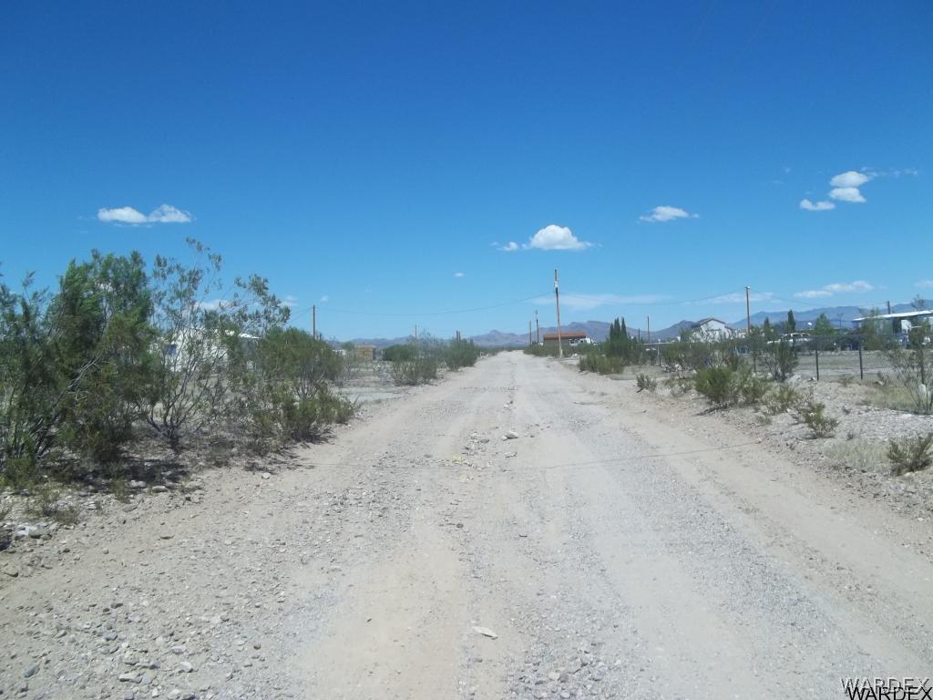 - Ehrenberg Road Golden Valley, AZ 86413 - Photo 3 of 4
