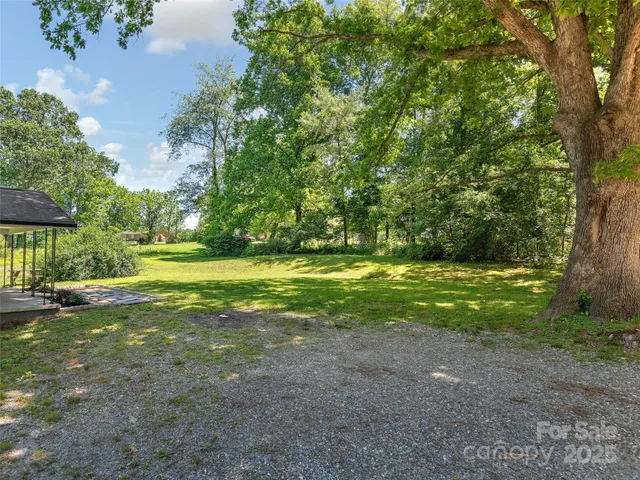 $300,000 | 15 Burtiller Lane, Fletcher, NC 28732