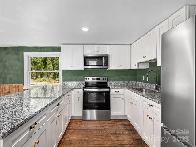 $300,000 | 15 Burtiller Lane, Fletcher, NC 28732