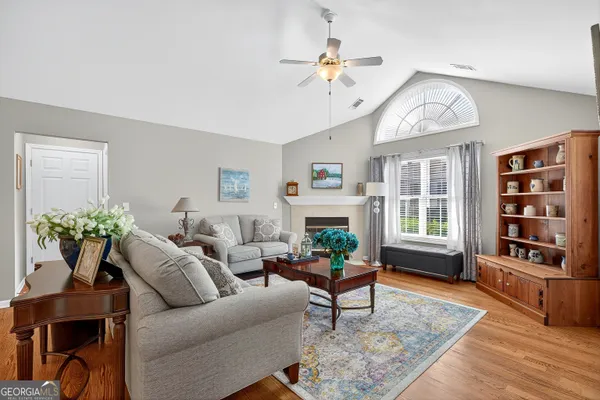 $305,000 | 140 Butterton Court, Fayetteville, GA 30214