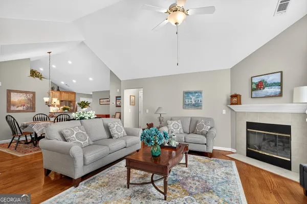 $305,000 | 140 Butterton Court, Fayetteville, GA 30214