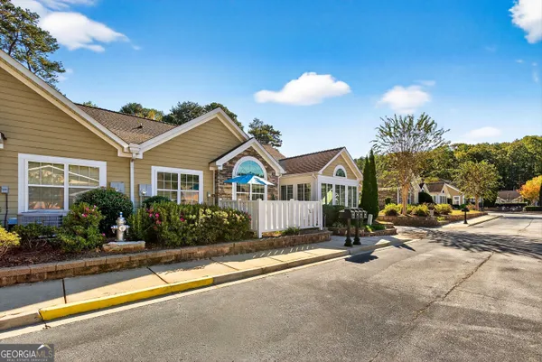 $305,000 | 140 Butterton Court, Fayetteville, GA 30214