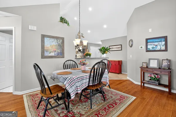 $305,000 | 140 Butterton Court, Fayetteville, GA 30214