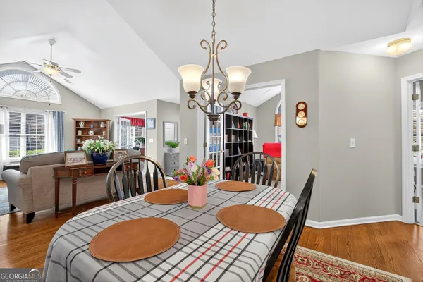 $305,000 | 140 Butterton Court, Fayetteville, GA 30214