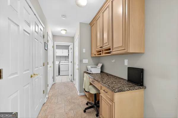 $305,000 | 140 Butterton Court, Fayetteville, GA 30214